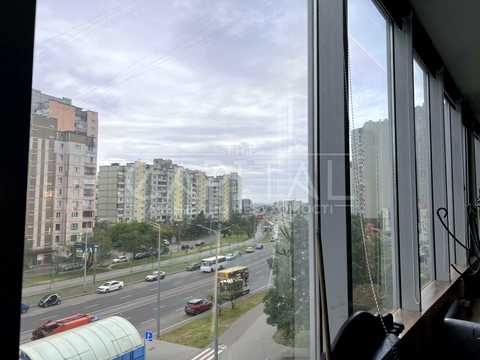комерційна за адресою Милославська вул., 6