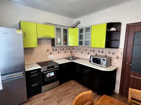 квартира за адресою Софії Русової вул., 7