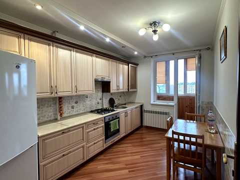 квартира за адресою Угорницька вул., 10-А