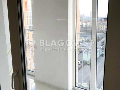 квартира за адресою Регенераторна вул., 4 к3