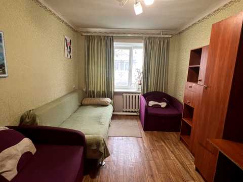 квартира по адресу Будівельників вул., 5