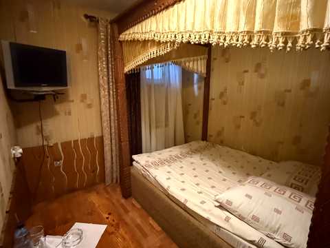 комерційна за адресою Пасічна вул., 43а