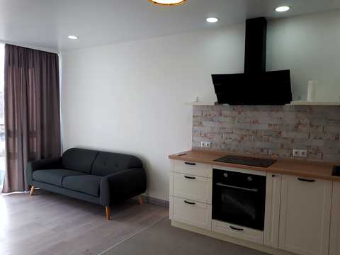 квартира за адресою Миколи Гулака вул., 4