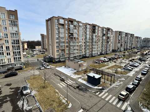 квартира за адресою Метрологічна вул., 52-А