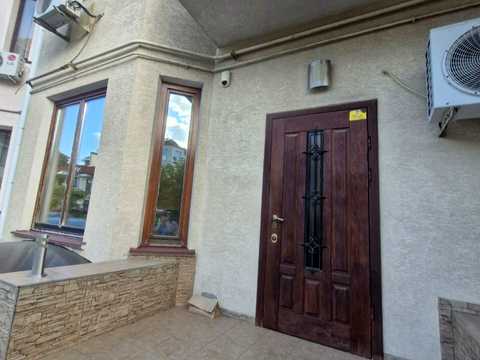 будинок за адресою Педагогічна вул., 25