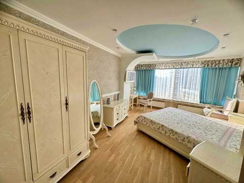 квартира по адресу Королеви Єлизавети ІІ ул. (Глинки), 2