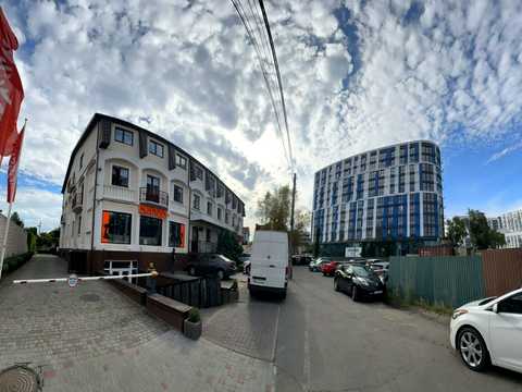 участок по адресу 135-тя Садова вул., 9