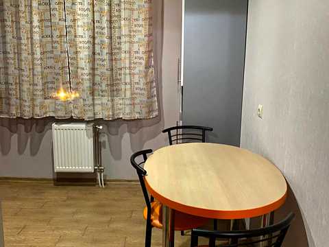 квартира за адресою Збройних Сил України вул. (Інтернаціоналістів), 51
