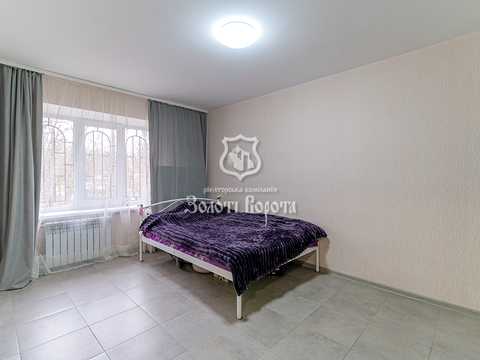 квартира за адресою Салютна вул., 10