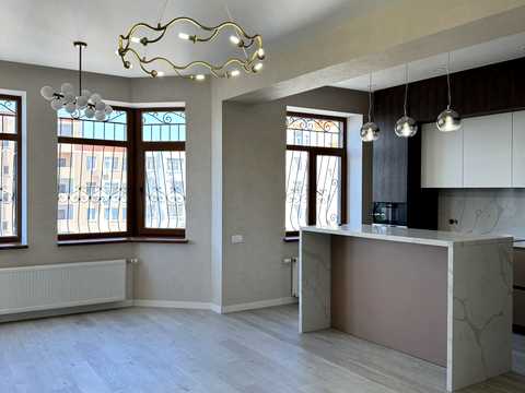 квартира за адресою Добровольців вул. (Маршала Говорова), 8