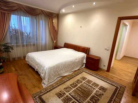 квартира за адресою Федора Ернста вул., 6