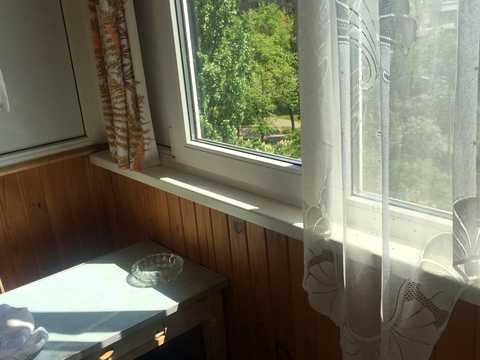 кімната за адресою Київ, Ореста Левицького вул. (Академіка Курчатова), 18