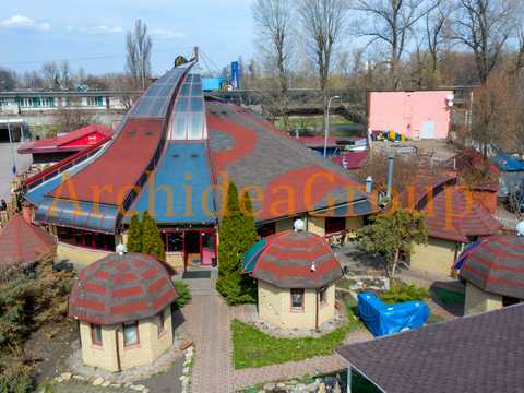 комерційна за адресою Броварський просп., 18Г