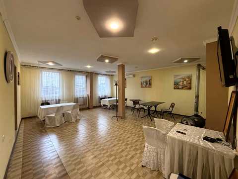 комерційна за адресою Пасічна вул., 24