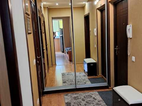 квартира за адресою Лариси Руденко вул., 10