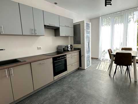 квартира за адресою Юності вул., 1