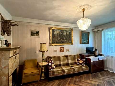 квартира за адресою Політехнічна вул., 31-В