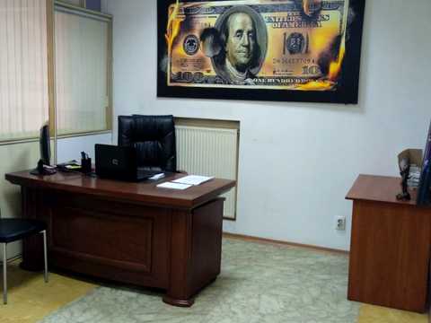 коммерческая по адресу Гагарина просп. (Гагаріна), 1