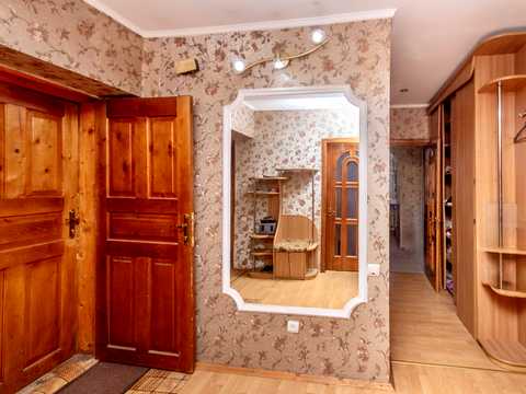 квартира за адресою Героїв Майдану вул. (Червоноармійська), 77
