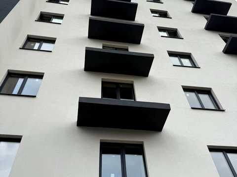 квартира за адресою Дмитра Коцюбайла вул., 7-А
