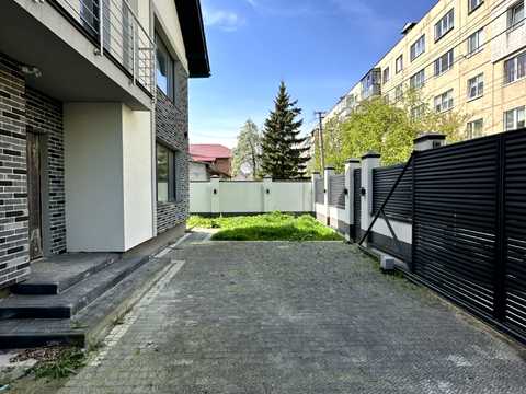 будинок за адресою Каховська вул., 19