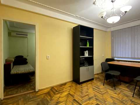 квартира за адресою Українська вул., 57-Б
