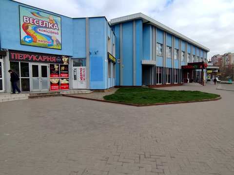 комерційна за адресою вул. Мельника , 7