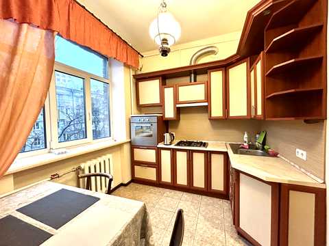 квартира по адресу Бастионная ул., 5/13
