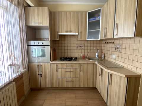 квартира за адресою Світла вул. (Будьонного), 16