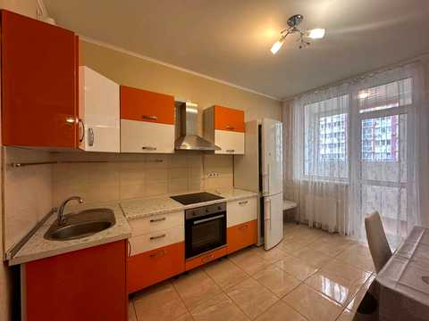 квартира за адресою Драгоманова вул., 2-Б