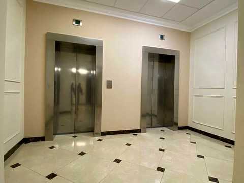 комерційна за адресою Січових Стрільців вул. (Артема), 50