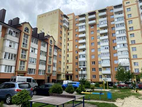 квартира за адресою Гайдамацька вул. (Марфи Струтинської), 13-Б
