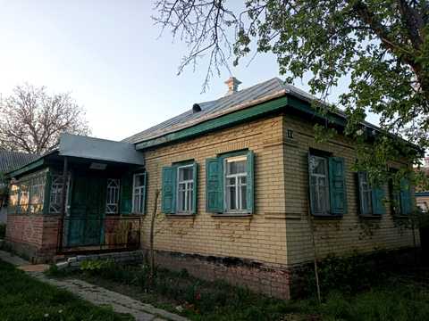 будинок за адресою Комарова, 17