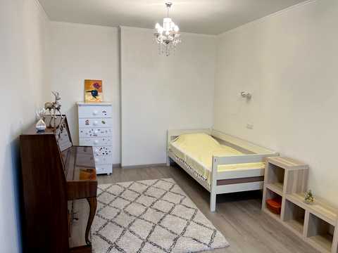квартира за адресою Авіаконструктора Ігоря Сікорського вул. (Танкова), 1