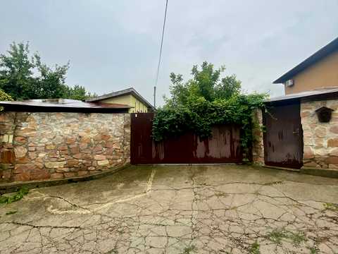 будинок за адресою Сахравська