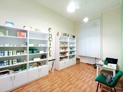 комерційна за адресою Героїв Майдану вул. (Театральна), 10
