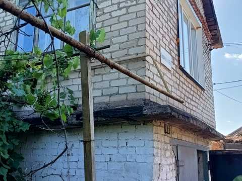 будинок за адресою Медова вул. (Уборевича), 103