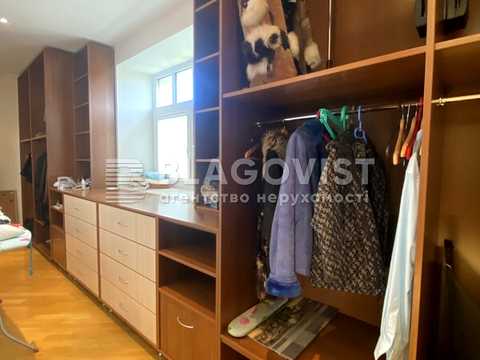 будинок за адресою с. Софіївська Борщагівка, Кучанська