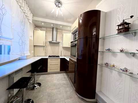 квартира за адресою Івана Франка просп. (Карла Маркса), 26