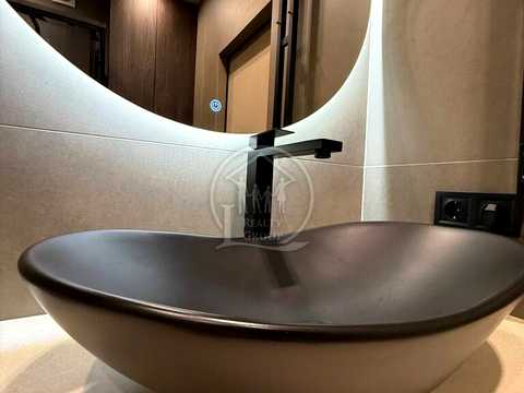 квартира за адресою Літературна вул., 10-Б