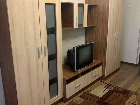 кімната за адресою Київ, Ореста Левицького вул. (Академіка Курчатова), 18