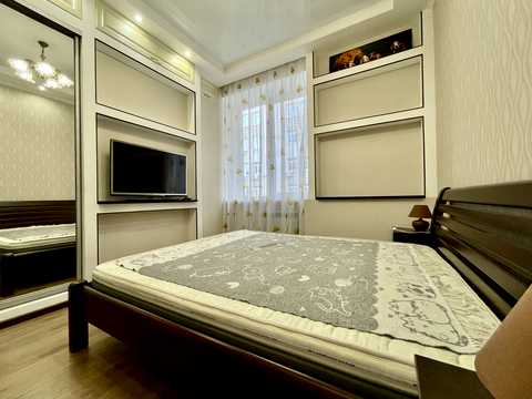 квартира за адресою Мала Шияновська вул. (Немировича-Данченка), 1