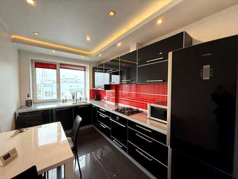 квартира за адресою Курінного Чорноти вул., 4