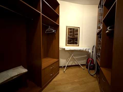 квартира за адресою Старонаводницька вул., 13