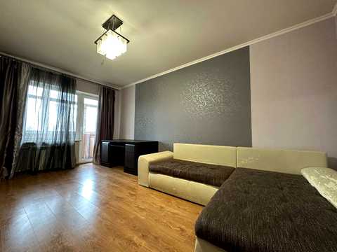 квартира за адресою Ревуцького вул., 35