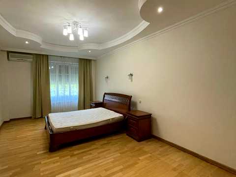 квартира по адресу Дмитриевская ул., 17-А