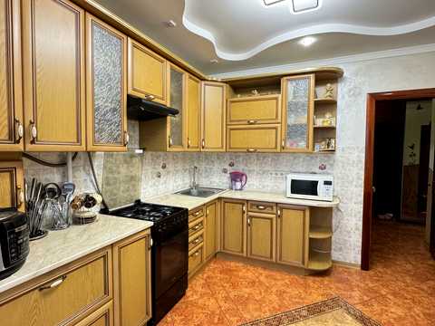 квартира за адресою Галицька вул., 203