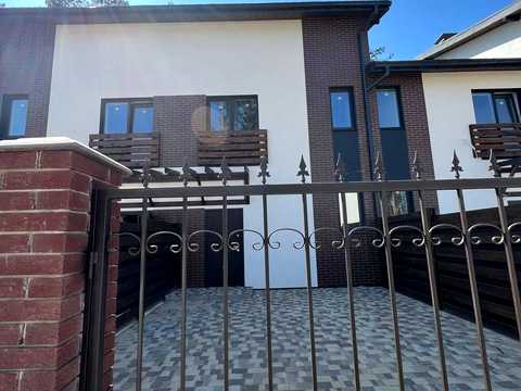 будинок за адресою Білоруська