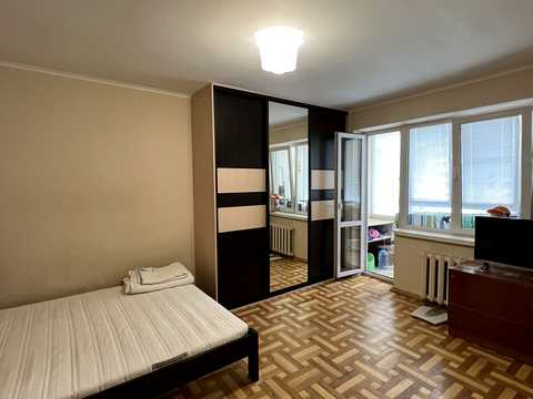квартира за адресою Хуторівка, 32