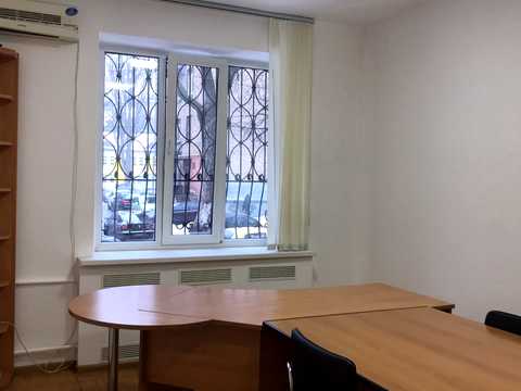комерційна за адресою Цитадельна вул., 4/7